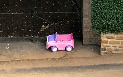A rózsaszín cabrio